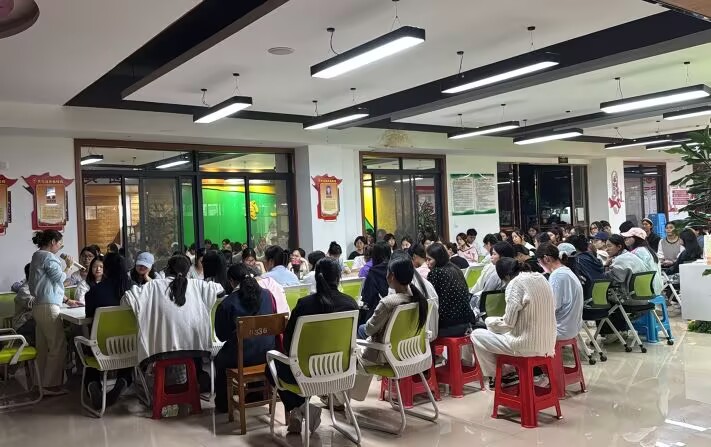 b734423d13fb48f3b158505c34727790.jpg b734423d13fb48f3b158505c34727790.jpg