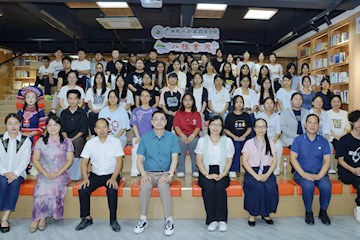 喜家国同庆 品烟火人间——河池作家笔下的“最美人世间”线下读书分享会举办