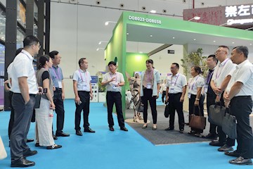 韦伟松带队赴中国—东盟博览会开展参观调研活动